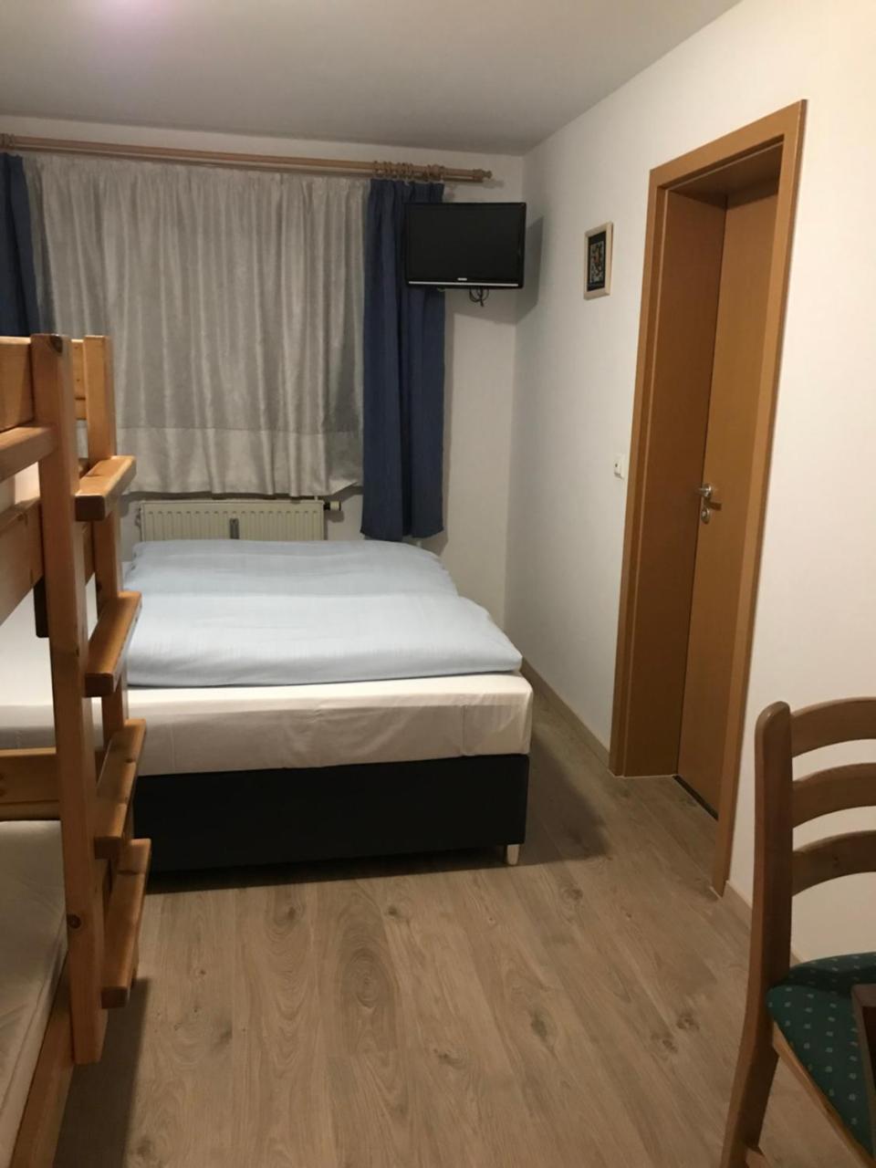 Hotel Guntia Boardinghouse Günzburg Eksteriør billede