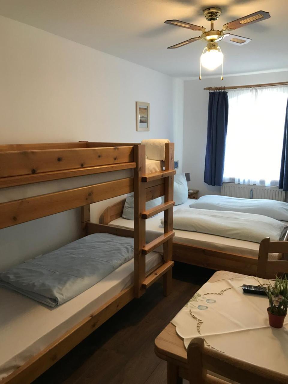 Hotel Guntia Boardinghouse Günzburg Eksteriør billede