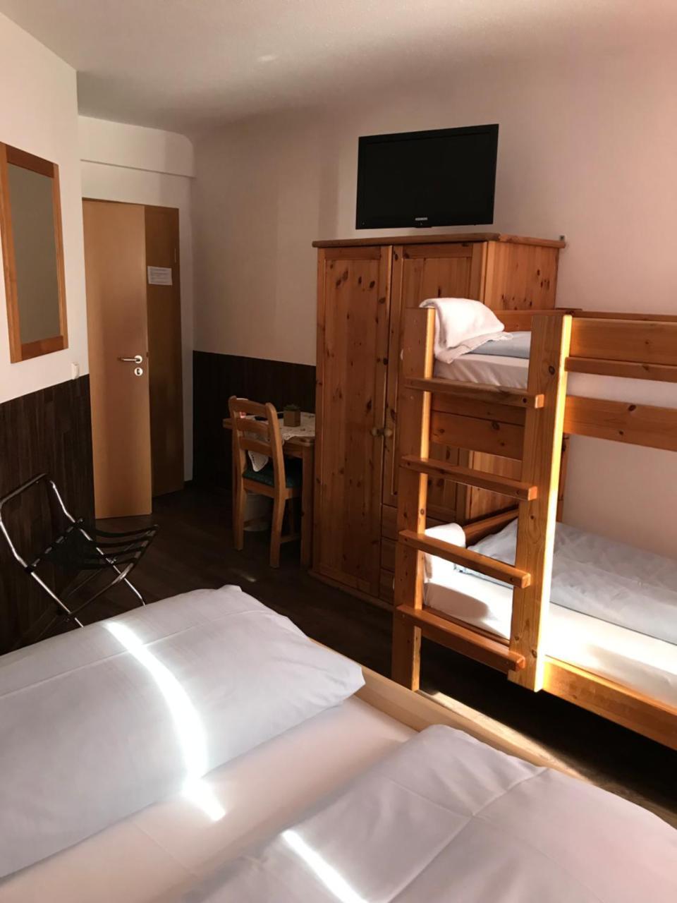 Hotel Guntia Boardinghouse Günzburg Eksteriør billede